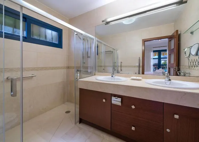 Del Ajache Grande فيلة *